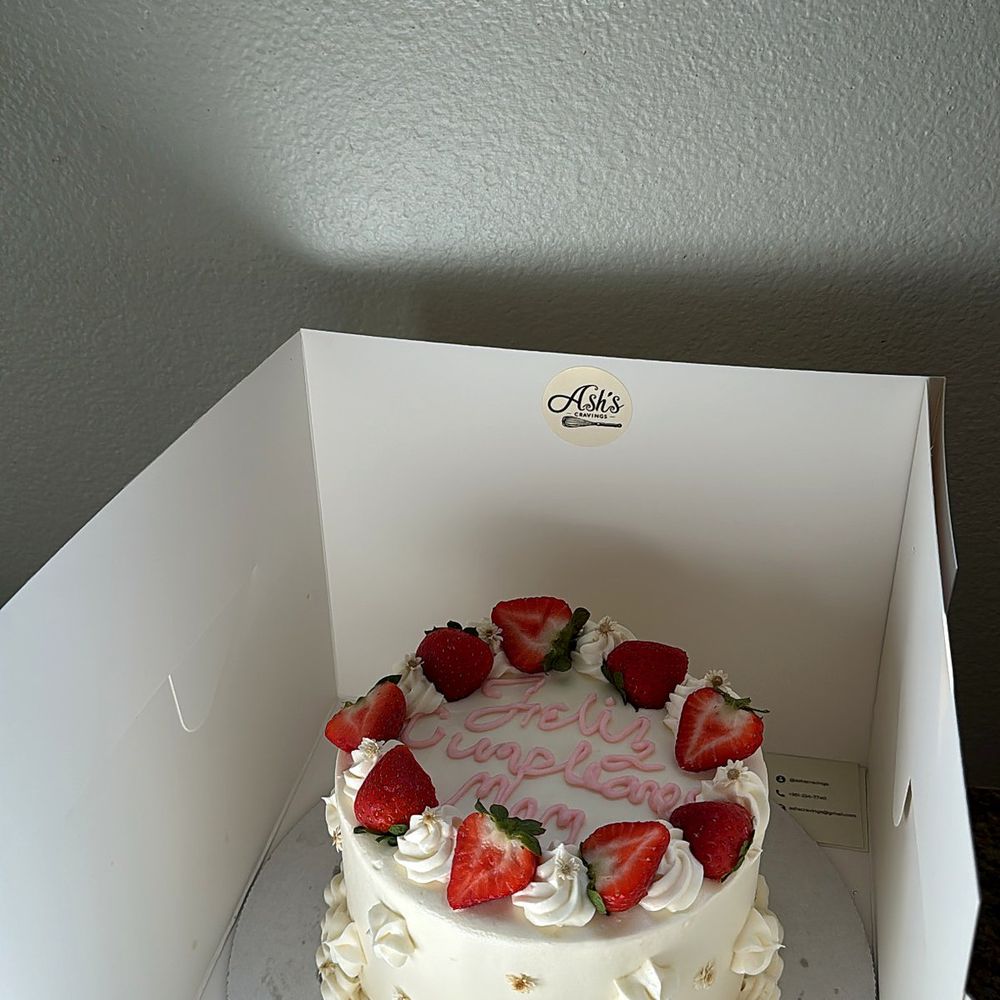Custom cake 4