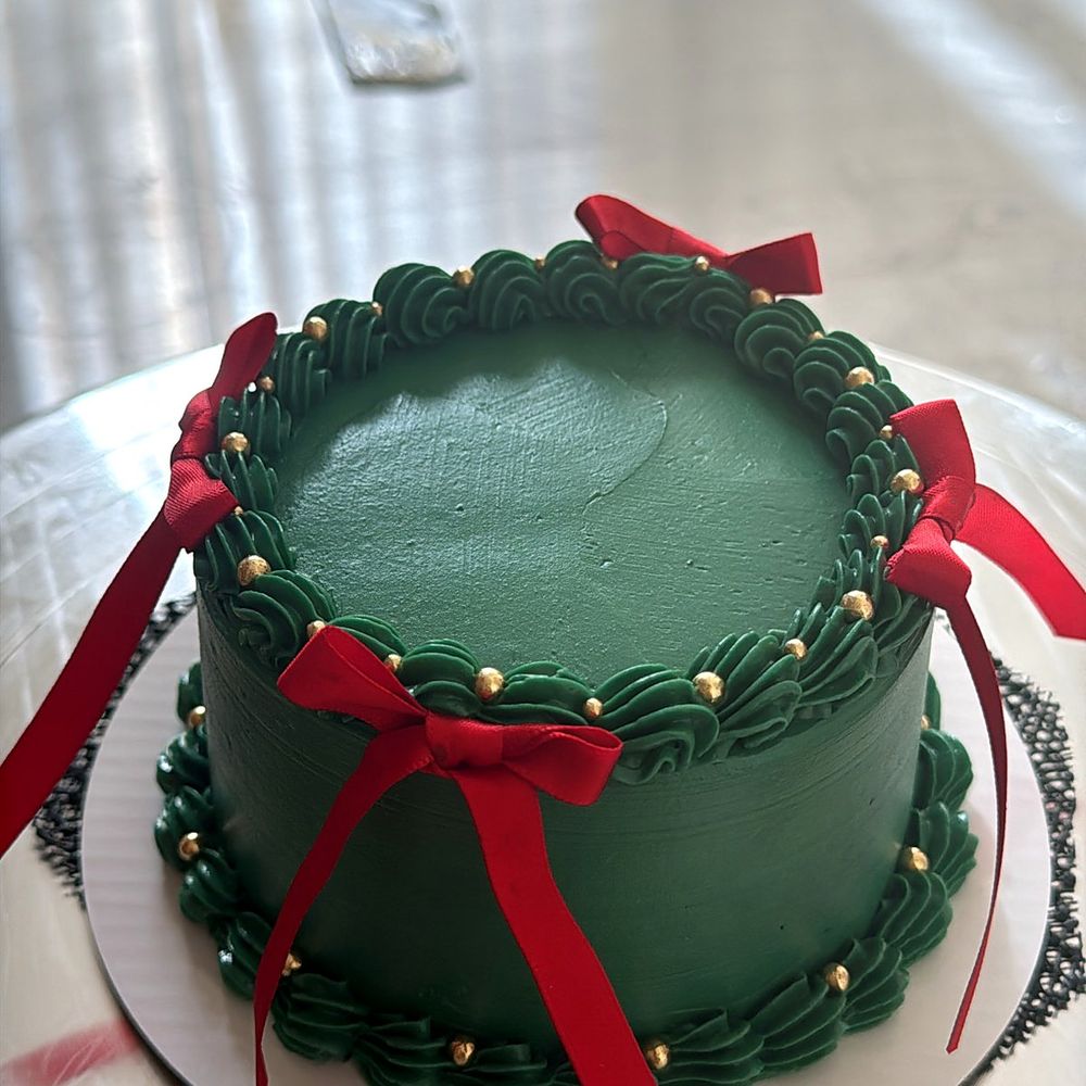 Custom cake 6