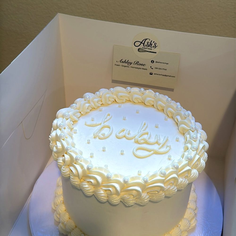 Custom cake 7